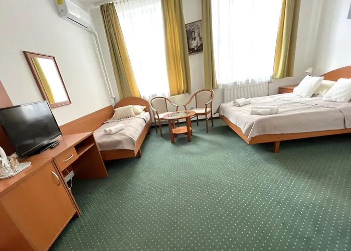 Guest house Broadway 3*