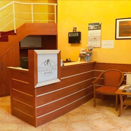 Πανσιόν Broadway 3*