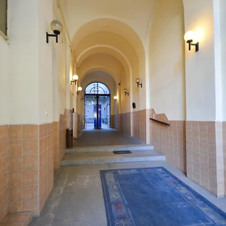Guest house Broadway